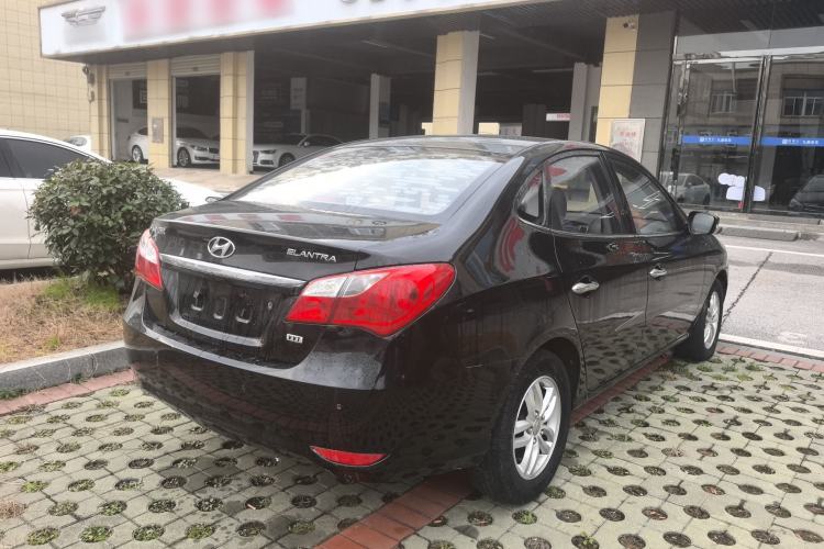 Used Hyundai Celesta 2015 1.6L Automatic Luxury Model
