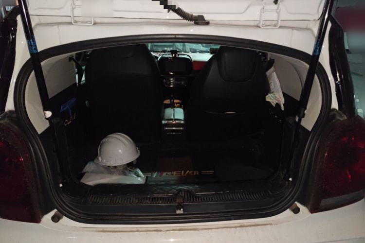 Used Roewe Clever 2021 302km Excellence Edition Trunk