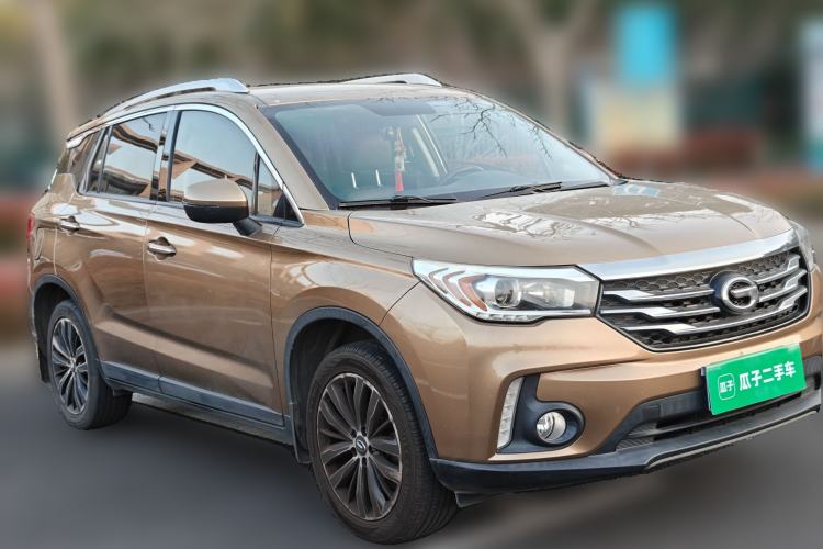 Used GAC Trumpchi GS4 2015 200T G-DCT Luxury Edition Front Right 45 Deg