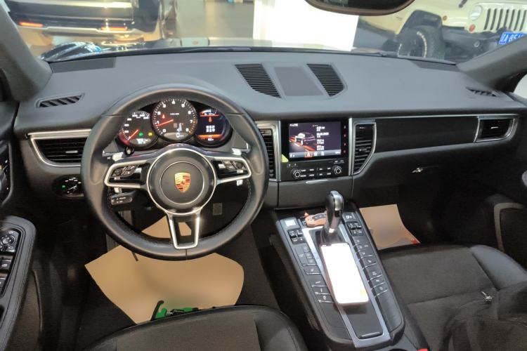 Used Porsche Macan 2017 Macan 2.0T
