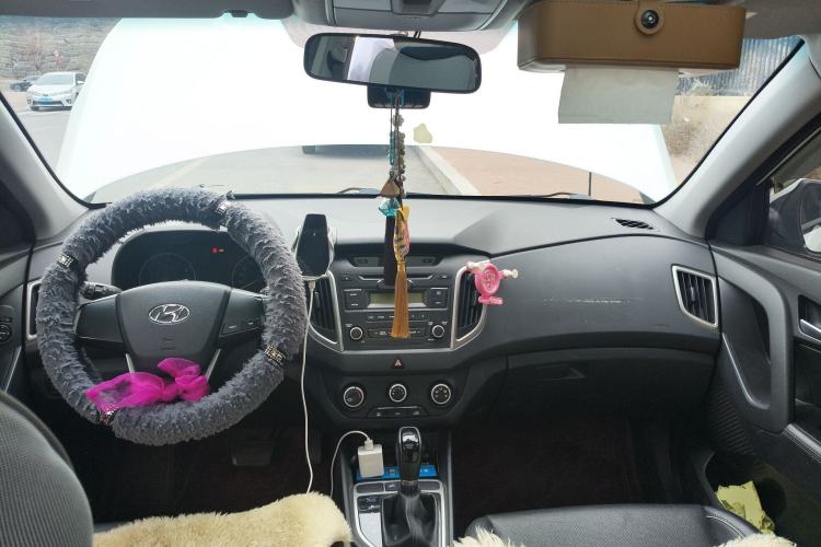 Used Hyundai ix25 2015 1.6L Automatic Two-Wheel Drive Smart GLS Trim
