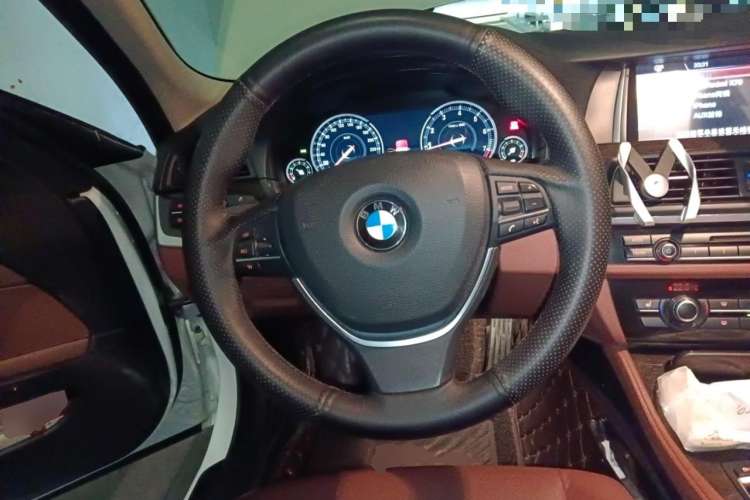 Used BMW 5 Series 2017 525Li Leading Model