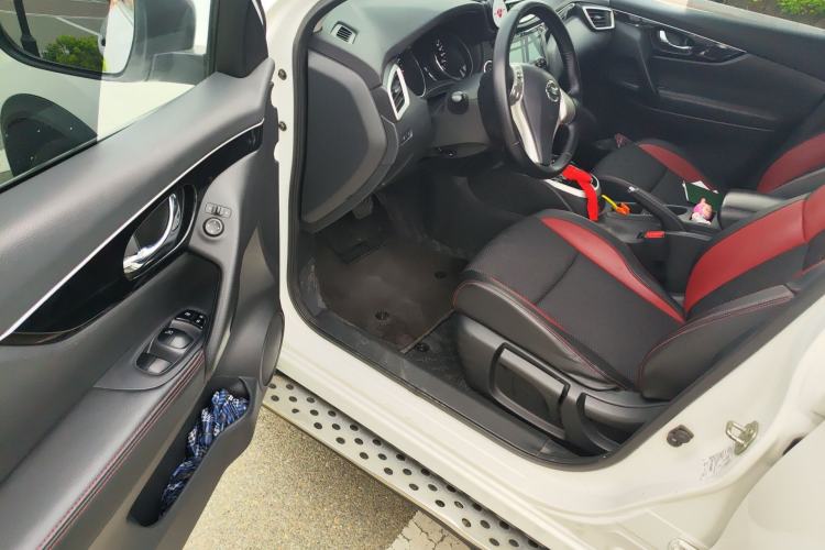 Used Nissan Qashqai 2016 2.0L CVT Luxury Edition
