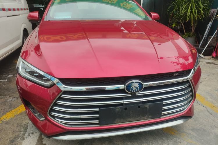 Used BYD Qin Pro New Energy 2018 DM 1.5TI Automatic Smart Connect Dynamic Model Front
