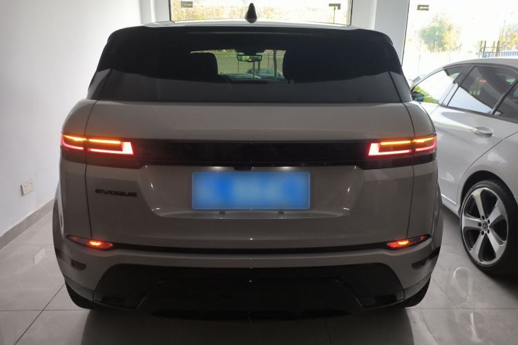 Used Land Rover Range Rover Evoque 2024 Aurora L 249 PS Prestige Light-Chasing Edition