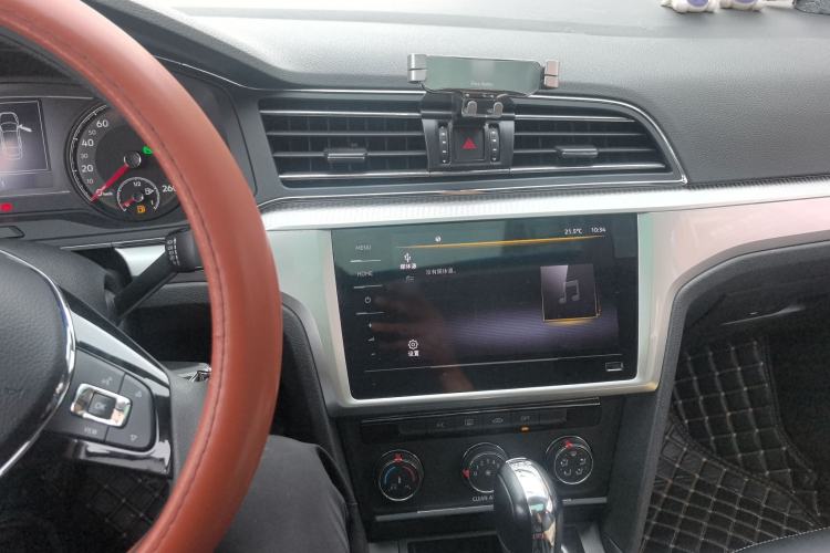 Used Volkswagen Lamando 2021 230TSI DSG Fashion Edition Center Console