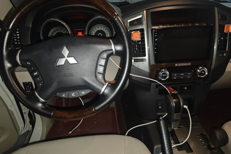 Used Mitsubishi Pajero 