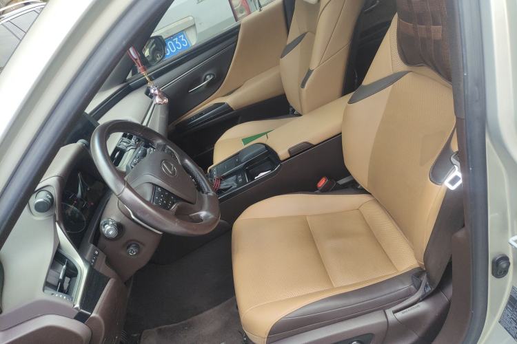 Used Lexus ES 2020 200 Excellence Edition