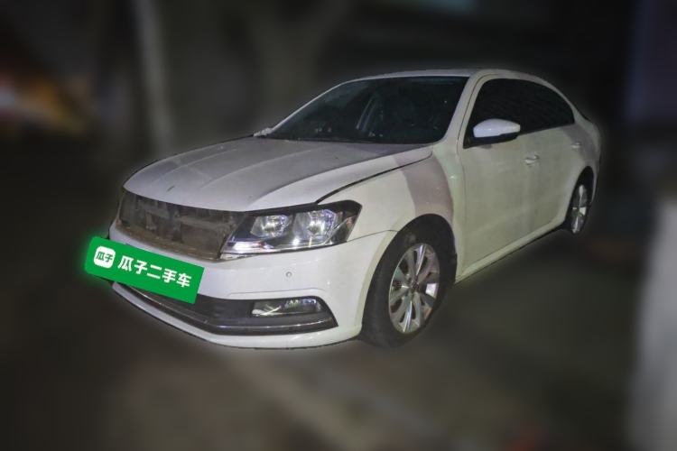 Used Volkswagen Lavida 2015 1.6L Manual Comfort Edition