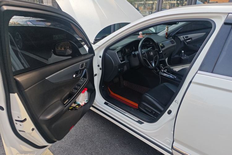 Used Honda Spirior 2015 2.4L Prestige Edition
