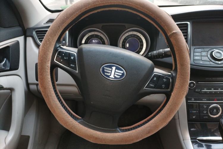 Used Bestune B90 2014 2.0T automatic luxury version