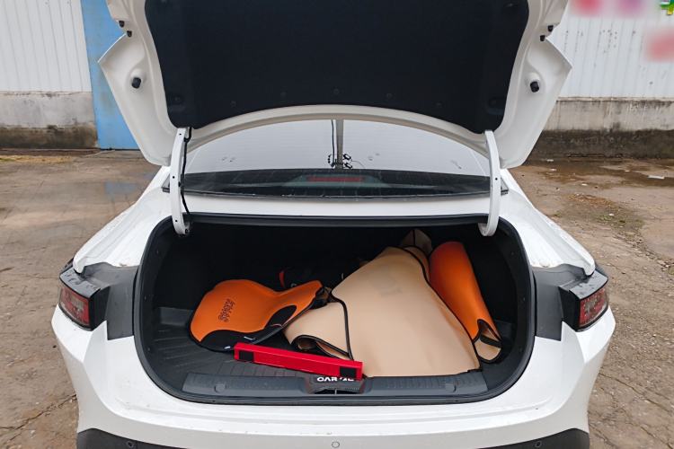 Used Changan Eado 2025 Blue Whale 1.5T 500Bar Prestige Model
