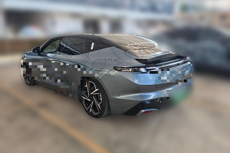 Used Lynk & Co Z10 2025 95 kWh 702 km All-Wheel Drive Intelligent Driving Ultra