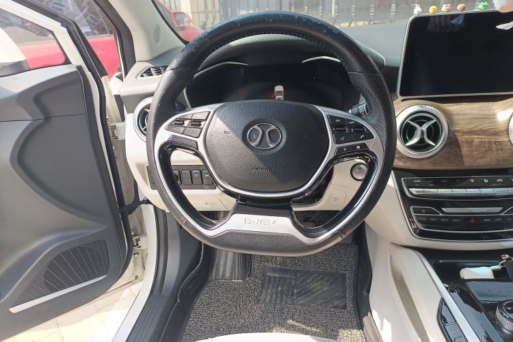 Used BAIC Beijing EU5 2018 R500 Smart Wind Edition Steering Wheel