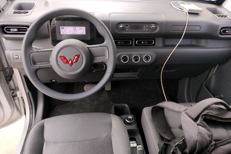 Used Wuling Zhiguang New Energy 2025 Comfort Model Center Console