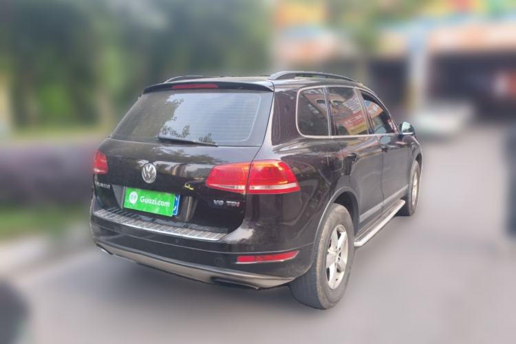Used Volkswagen Touareg 2011 3.0 TDI Diesel Comfort Version Rear Right 45 Deg