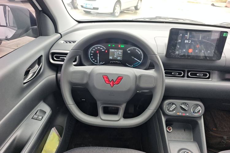 Used Wuling Hongguang New Energy 2024 All-Electric Model 300KM Standard Version