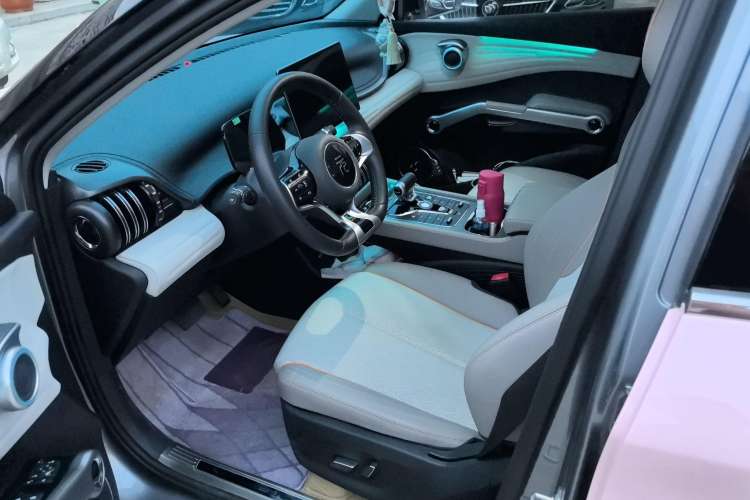 Used BYD Yuan PLUS 2024 Honor Edition 430KM Beyond Model
