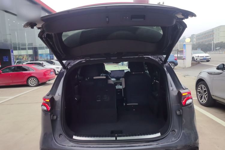 Used BYD Tang New Energy 2022 EV 635 km All-Wheel-Drive Flagship Model