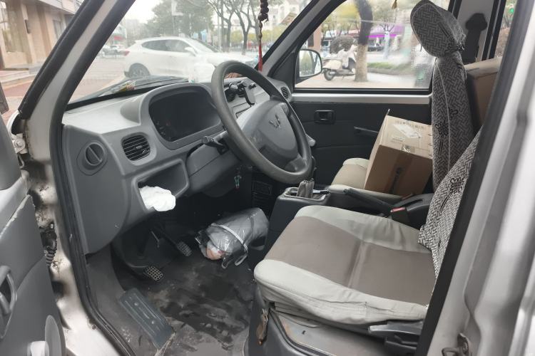 Used Wuling Zhiguang 2010 1.1L New Edition Practical Short-Body LXA