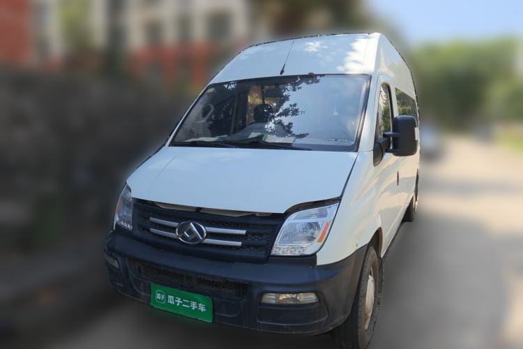 Used SAIC MAXUS Xintu V80 2019 2.5T Classic Model 6-Speed Manual – Aotong Long Wheelbase High-Roof 7-Seater