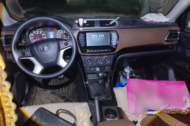 Used Great Wall Wingle 6 2017 2.4L Gasoline 4x4 Elite Version 4G69
