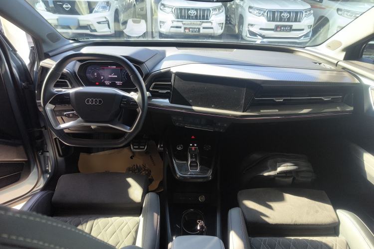 Used Audi Q4 e-tron 2023 50 e-tron quattro Creation Edition
