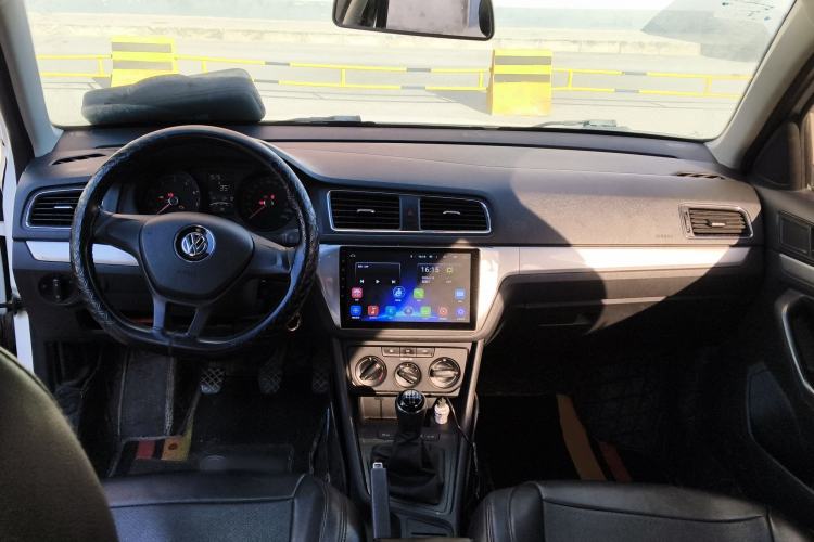 Used Volkswagen Lavida 2017 1.6L Manual Fashion Edition
