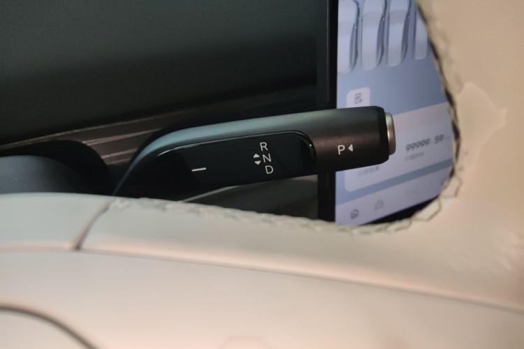 Used ONVO L60 2024 60 kWh All-Wheel Drive
