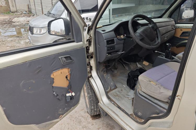 Used Wuling Zhiguang 2015 1.2L S Practical Model LSI Driver Seat