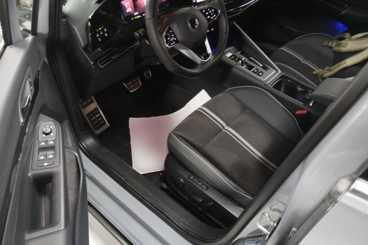 Used Volkswagen Golf 2023 Facelift 280TSI DSG R-Line Lite