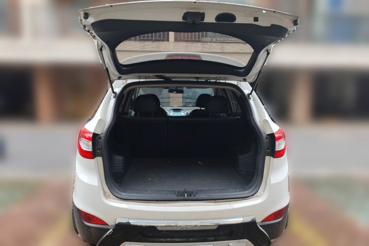 Used Hyundai ix35 2013 2.0L Automatic Two-Wheel Drive Smart GLS China IV Standard
