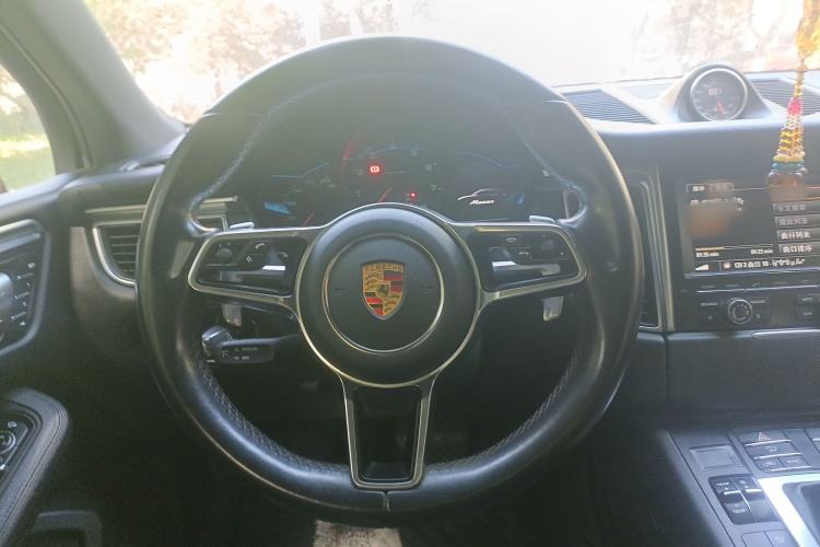 Used Porsche Macan 2014 Macan 2.0T Steering Wheel