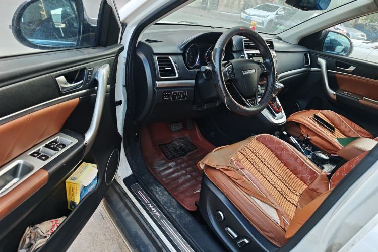 Used Haval H6 2015 Sport Edition 1.5T Automatic Two-Wheel Drive Luxury Model
