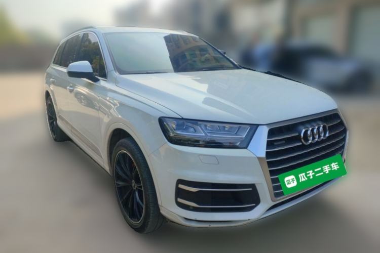 Used Audi Q7 2018 40 TFSI Comfort Model