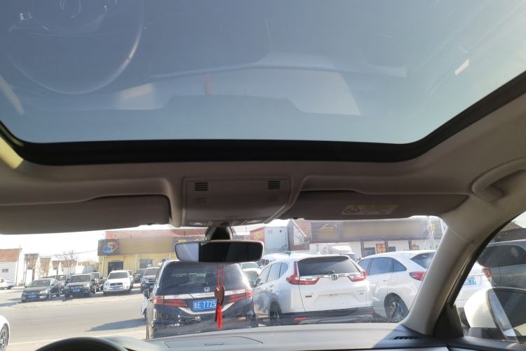 Used Volkswagen Tayron 2021 330TSI Two-Wheel Drive 30th Anniversary Edition Headliner