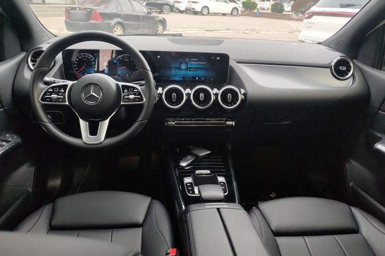 Used Mercedes-Benz B-Class 2020 B 200 Fashion Model Center Console