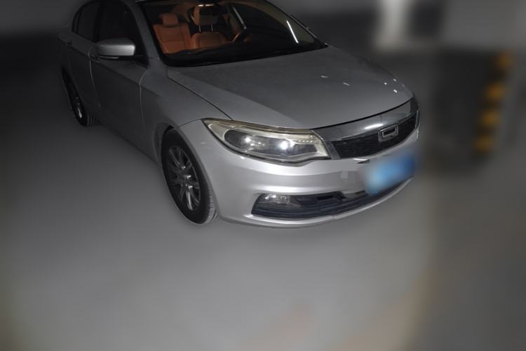 Used Qoros 3 2014 Sedan 1.6L Automatic Zhiyue Model
