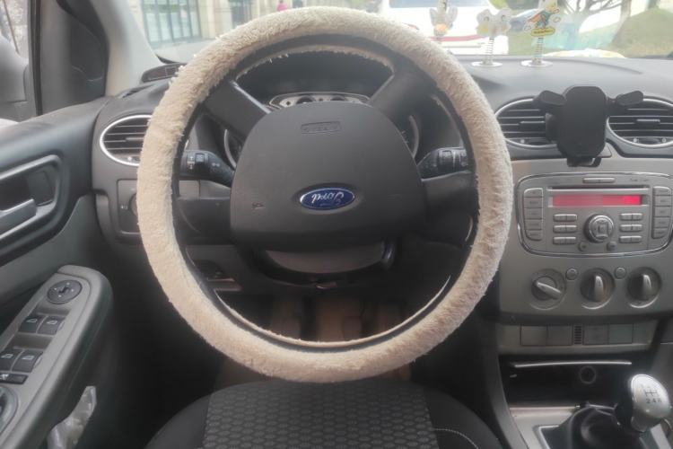 Used Ford Focus 2013 Hatchback Classic 1.8L Manual Base Model
