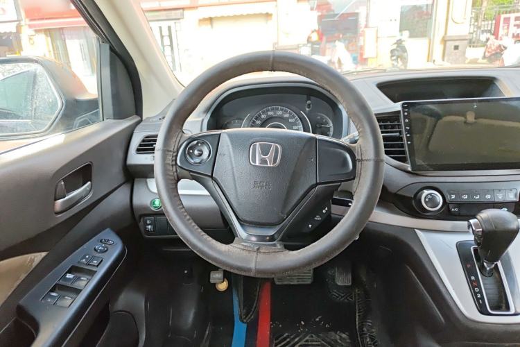 Used Honda CR-V 2015 2.0L 2WD Classic Edition
