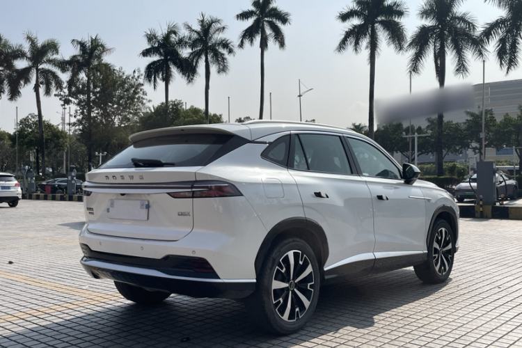 Used Roewe D5X DMH 2024 135 Tech Edition
