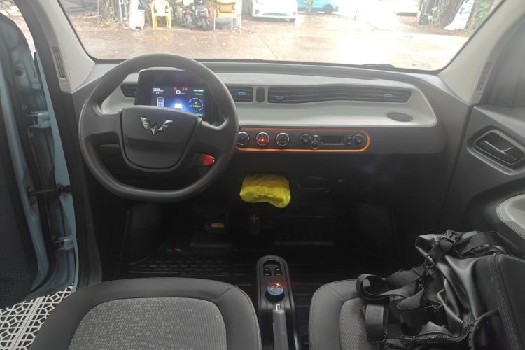Used Wuling Hongguang MINIEV 2020 Zizai Version Lithium-NMC Center Console