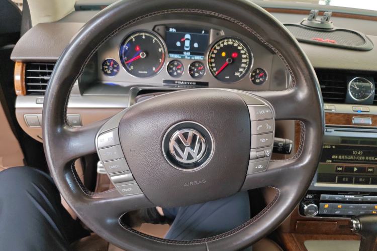 Used Volkswagen Phaeton 2012 3.0L Business Edition
