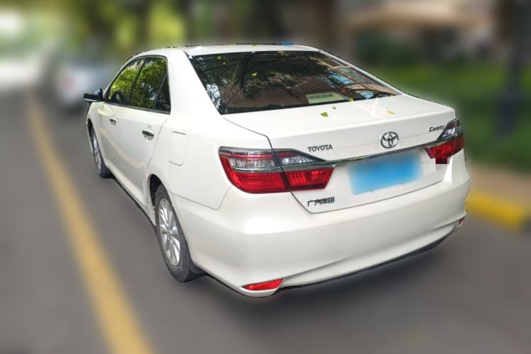 Used Toyota Camry 2016 2.0E 10th Anniversary Elite Edition
