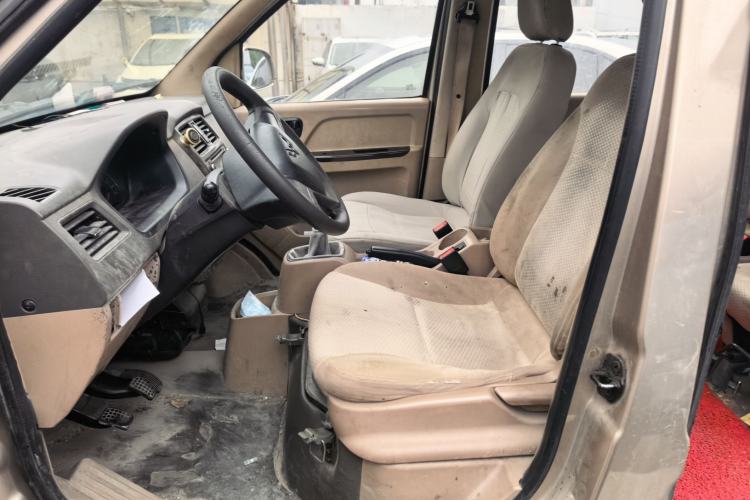 Used Wuling Rongguang 2014 1.2L S Standard Model
