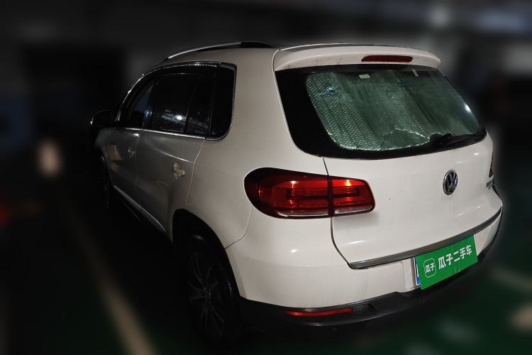 Used Volkswagen Tiguan 2015 1.8TSI Automatic Two-Wheel Drive Luxury Model Rear Left 45 Deg