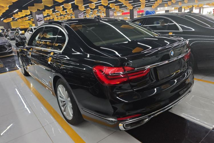 Used BMW 7 Series 2018 730Li Leading Model Excellence Package
