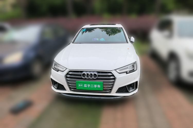 Used Audi A4L 2019 40 TFSI Fashion Edition China VI Emission Standard Front