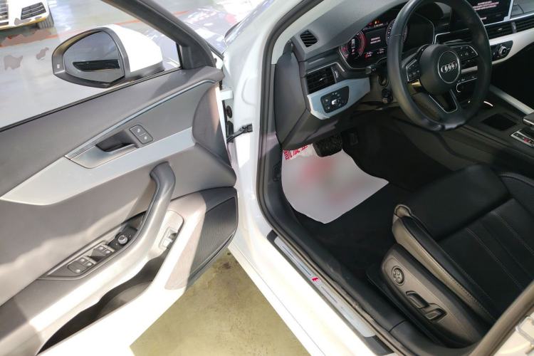 Used Audi A4L 2022 40 TFSI Fashion Dynamic Model