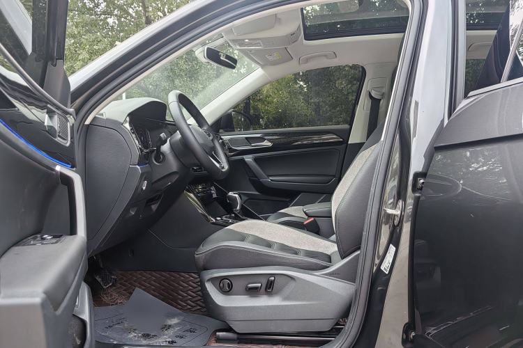 Used Volkswagen Tayron GTE Plug-in Hybrid 2022 1.4T Luxury Edition
